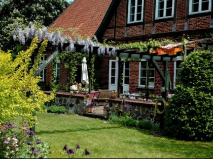 Photo: Dorfcaf&amp;eacute; Alte Schule in H&amp;ouml;sseringen